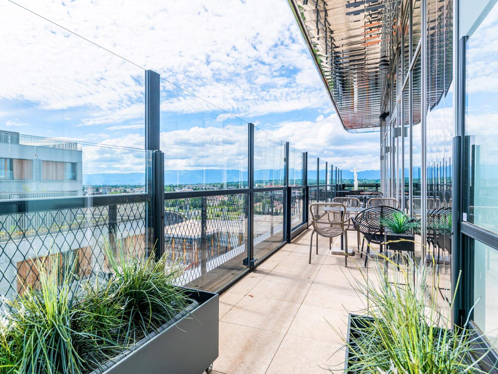Novotel Annemasse Centre - Porte de Genève Esterno foto